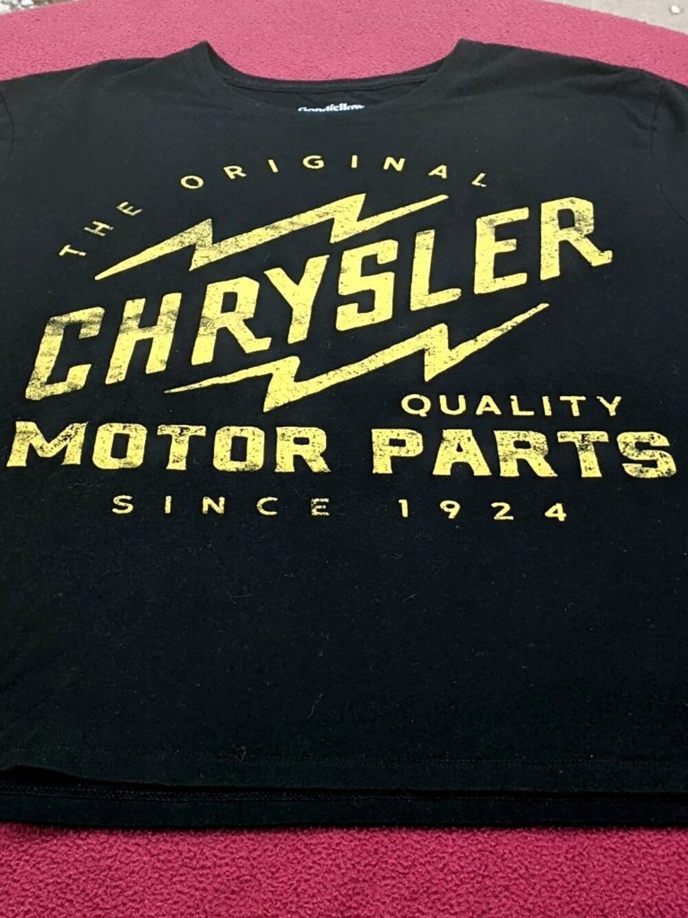 very nice goodiellow chrysler original motor parts mens xl t-shirt